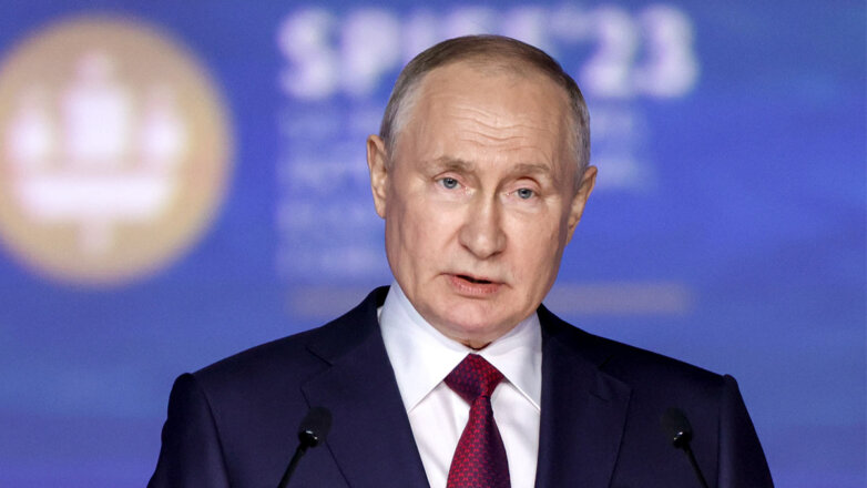 Президент РФ назвал Россию одним из лидеров в области цифровизации
