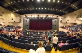 Театр сатиры в сентябре впервые покажет спектакль по пьесе Булгакова "Иван Васильевич"