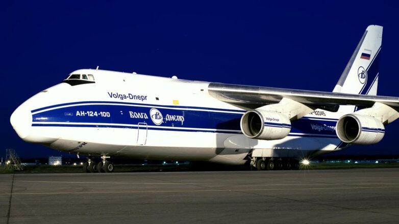 1338634 Транспортный самолёт Ан-124-100 Руслан авиакомпании Волга-Днепр