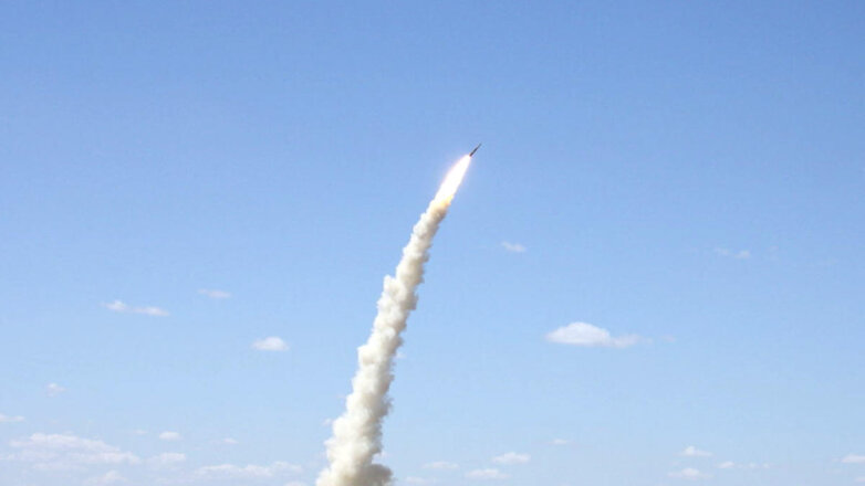 Над Керченским проливом сбили еще одну украинскую ракету