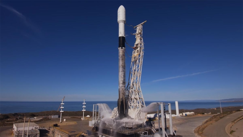 Запуск ракеты Falcon 9 Илона Маска отменили из-за погоды