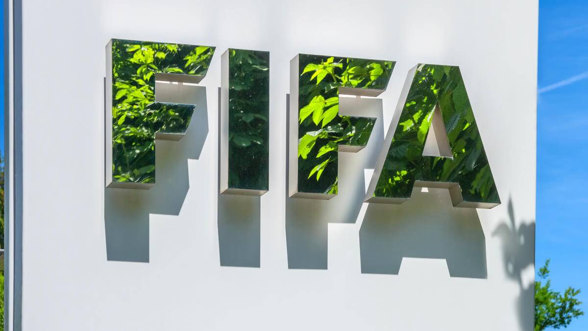 В ФИФА хотят изменить правила офсайда в футболе