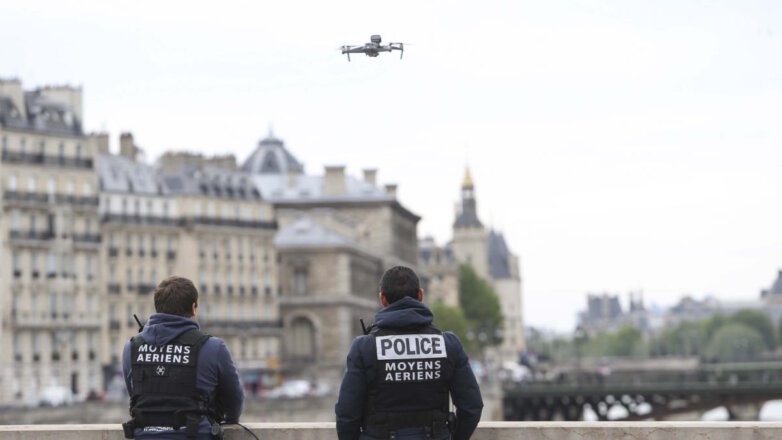 Полиция будет использовать беспилотники для наблюдения за порядком в Париже и пригородах