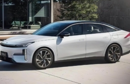 Geely в августе выпустит 663-сильный гибридный седан Galaxy L6