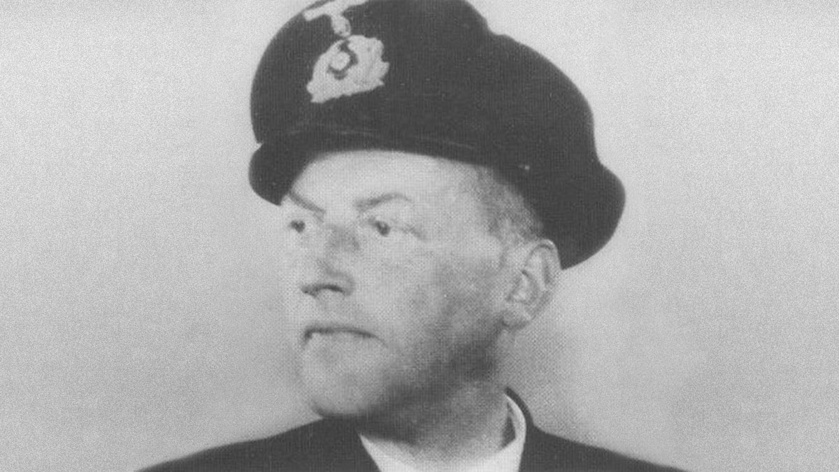 Командир U-459 Георг фон Виламовиц-Мёллендорф