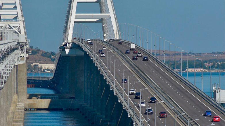 Пробки у Крымского моста устранили