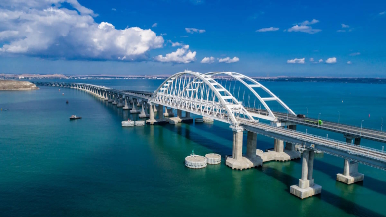 Движение автотранспорта по Крымскому мосту в сторону Кубани возобновлено