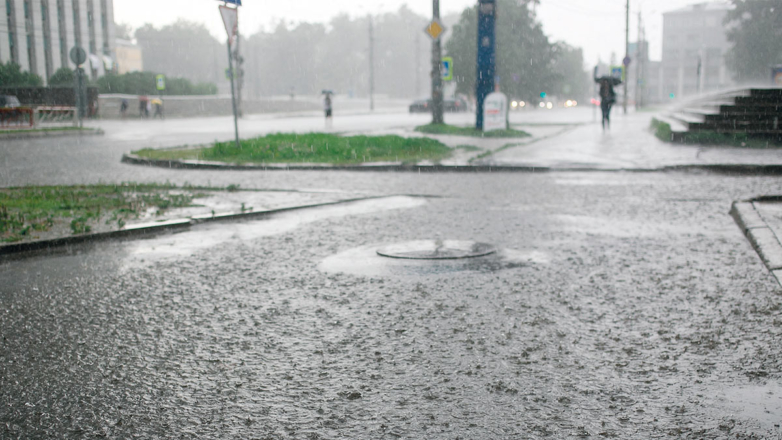 Жителей Кузбасса предупредили о сильных дождях, ветре и грозах