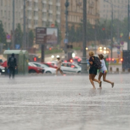 Жителей Москвы ожидают ливни, майские грозы и аномально высокое атмосферное давление на следующей неделе