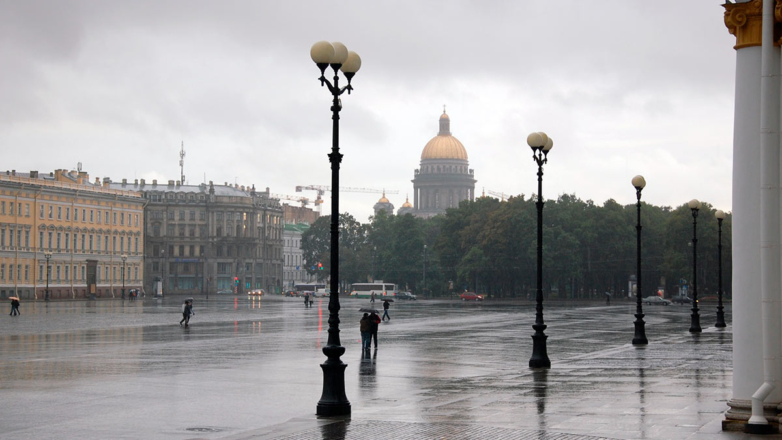Жара в Санкт-Петербурге сменится дождями, которые принесут циклоны