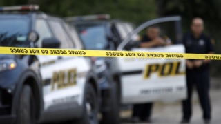 В США при стрельбе погибли три сотрудника правоохранительных органов