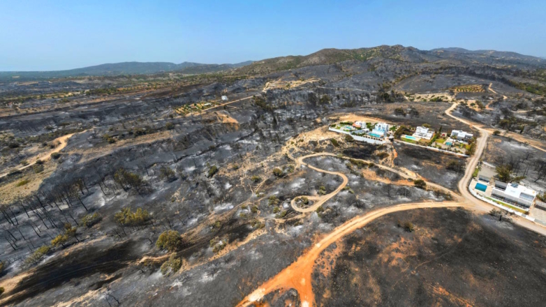 На Родосе отменили чрезвычайное положение из-за пожаров