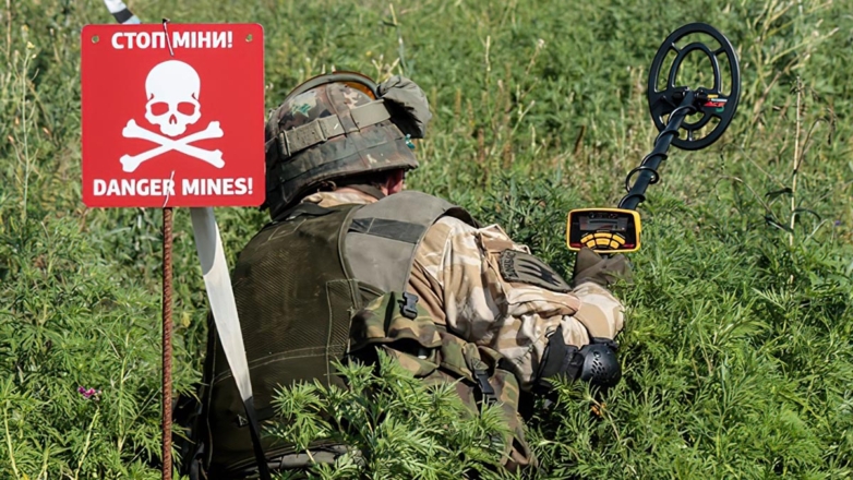 Украинские пехотинцы подорвались на своих минах в ДНР