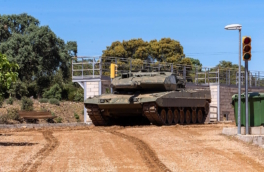 СМИ: Испания направит Украине 10 танков Leopard 2A4