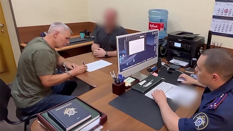 Суд арестовал подозреваемого в убийстве экс-командира подлодки "Краснодар" Ржицкого