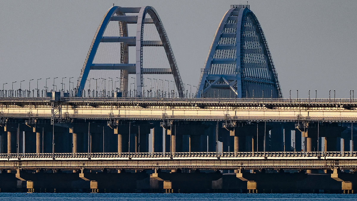 крымский мост вид сверху