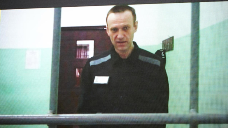 Суд приговорил Навального к 19 годам лишения свободы по делу об экстремизме