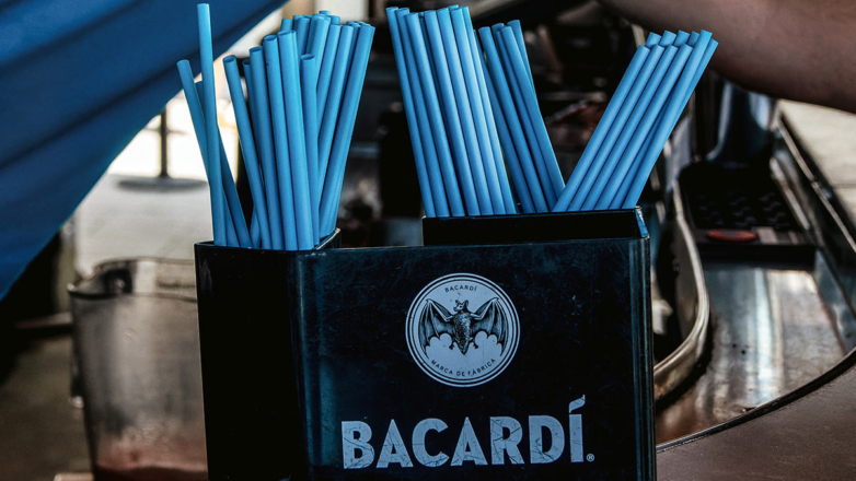 WSJ: компания Bacardi продолжает вести бизнес в России после заявления об уходе