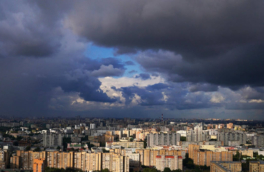 Предупреждение о неблагоприятной погоде в Москве и области: грозу, дождь и сильный ветер ждут во второй половине дня