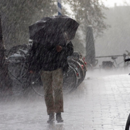 В Крыму прогнозируют сильные дожди и усиление ветра