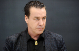 СМИ: расследование против лидера Rammstein по обвинению в насилии закрыли