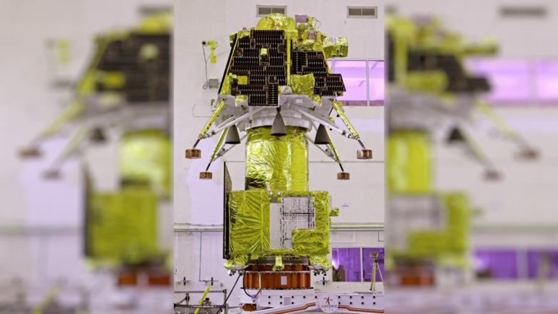 Индия вывела космическую станцию "Чандраян-3" на лунную орбиту