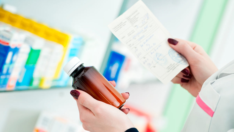 Порядок отпуска рецептурных лекарств изменится для льготников и онлайн-покупок