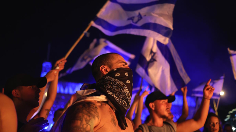 Протестующие в Израиле потребовали отставки Нетаньяху