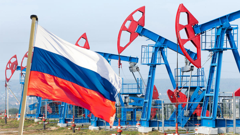 Великобритания предложила пересмотреть потолок цен на российскую нефть