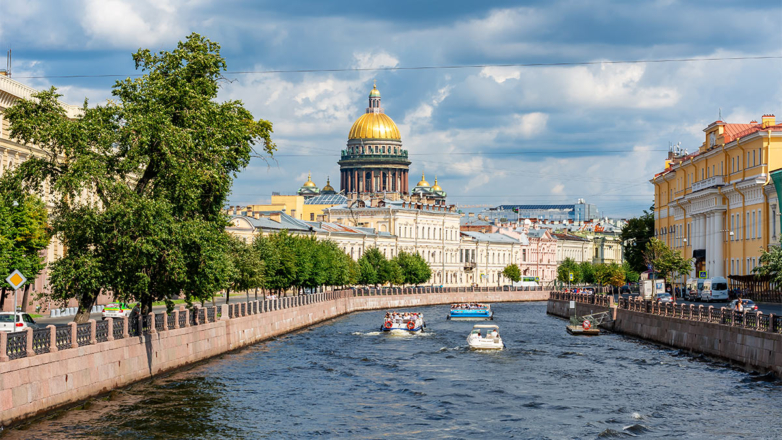Санкт-Петербург вошел в топ-5 популярных направлений для летнего отдыха