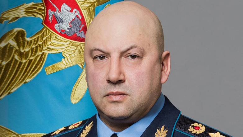 РБК: генерала армии Сергея Суровикина освободили от должности