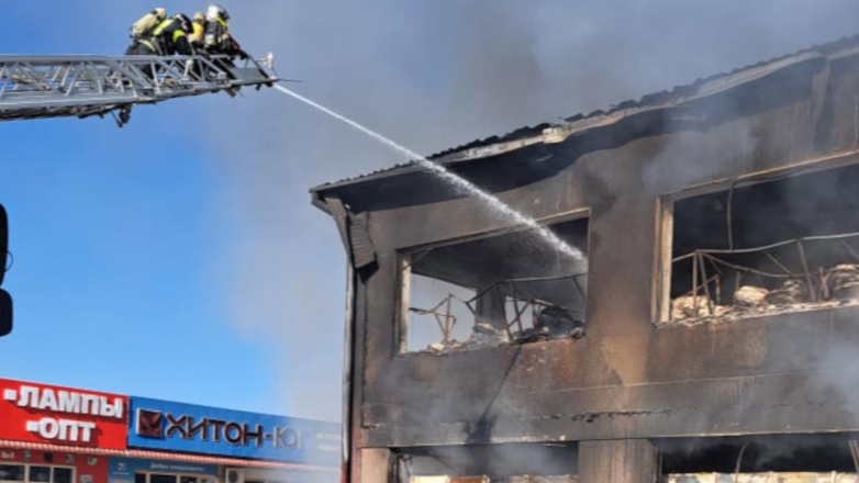 В Пятигорске произошел пожар на рынке, есть пострадавшие