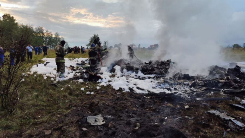 Обломок самолета Пригожина нашли в 2 километрах от места катастрофы