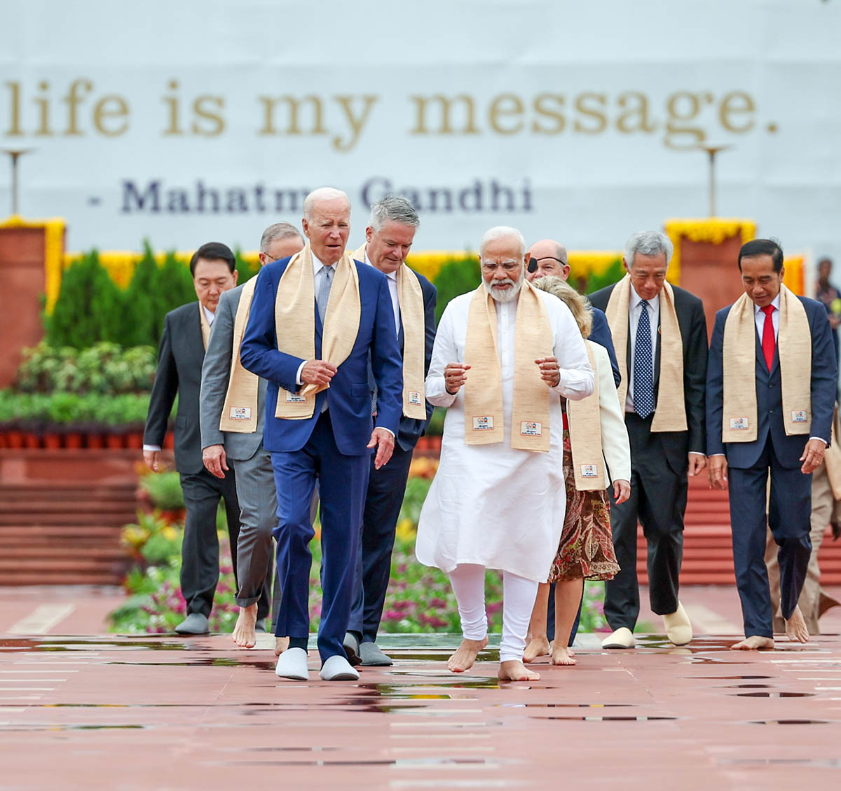 Нарендра Моди с лидерами G20 в Раджгате