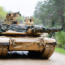 CNN: в ВСУ заявили, что поставленные США танки делают солдат живой мишенью