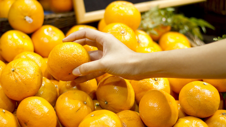 В России зафиксировали рекордный рост цен на апельсины