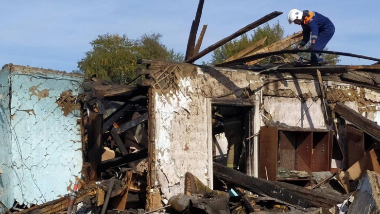Взрыв газа полностью разрушил частный дом в Новосибирской области