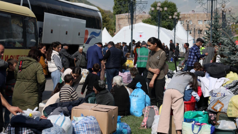 Армения попросила помощи у ЕС из-за наплыва беженцев из Нагорного Карабаха
