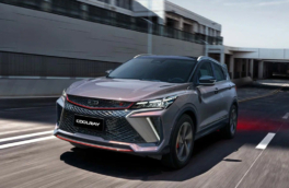 Стали известны комплектации нового кроссовера Geely Coolray для России