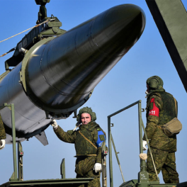 В Генштабе Белоруссии заявили о готовности применить ядерное оружие при угрозе