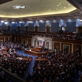 Палата представителей США поставила проекты о помощи Украине на голосование