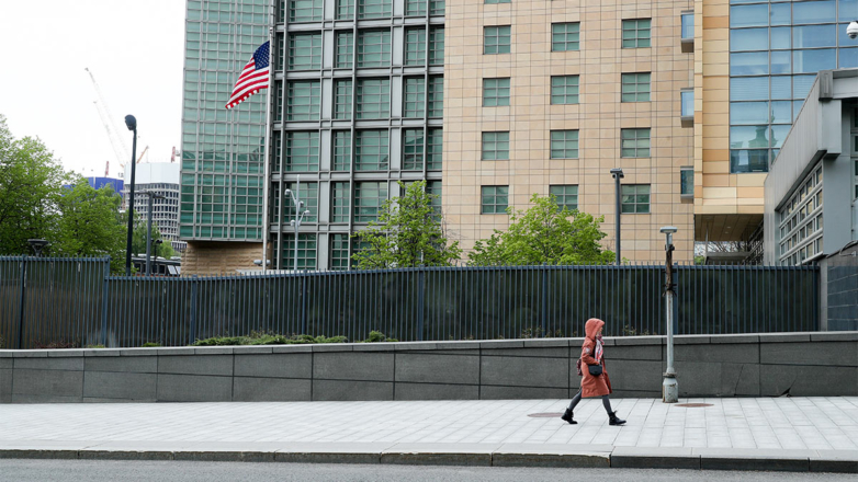 В посольстве США в Москве пообещали ответить на высылку двух дипломатов из РФ