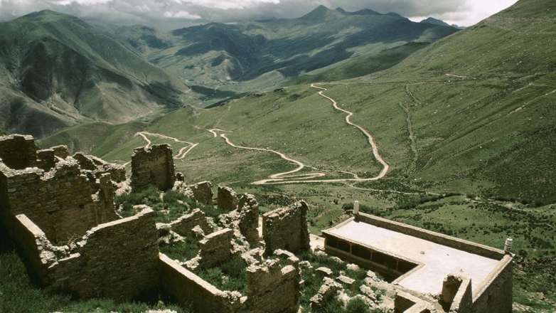 Развалины Тибетского монастыря