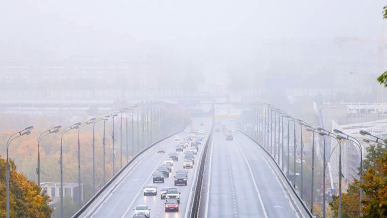 В Москве автомобилистов призвали к осторожности из-за тумана