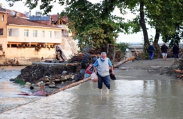 Сильные ливни вызвали наводнения в черноморском регионе Турции