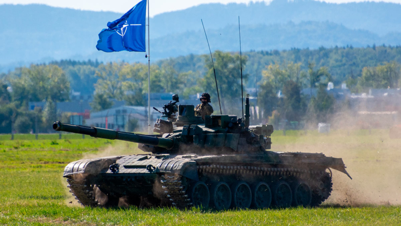FT: НАТО проведет крупнейшие военные учения со времен холодной войны