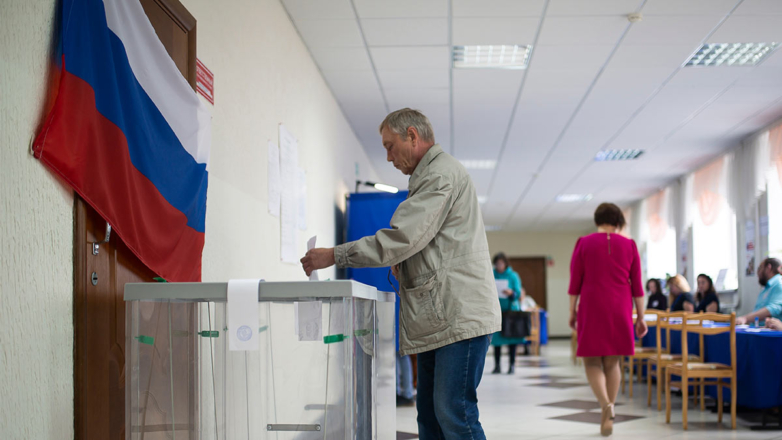 СФ предложил провести выборы президента России 17 марта