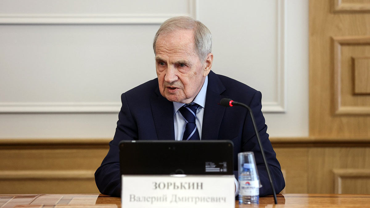 СФ одобрил кандидатуру Зорькина на должность председателя Конституционного суда