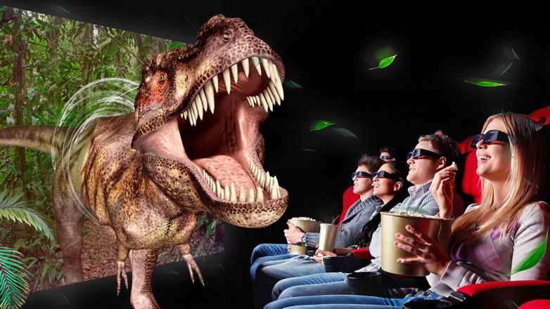 Зрители во время киносеанса в формате 5D