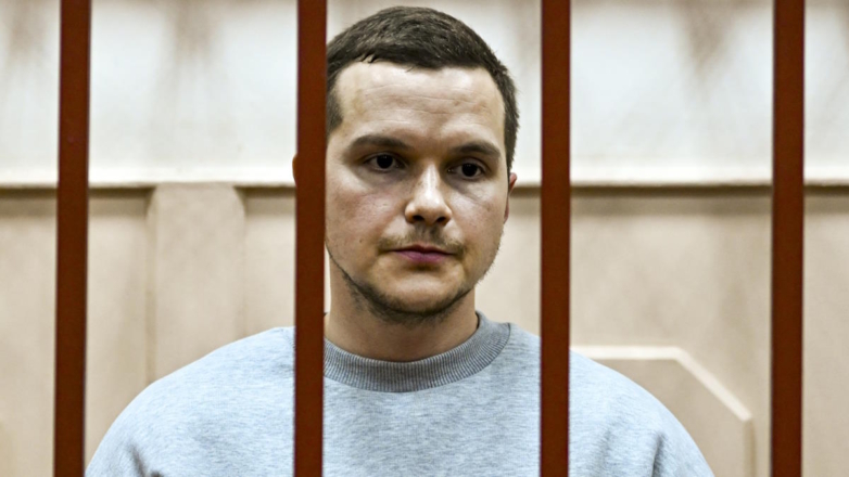 Суд в Москве арестовал троих задержанных адвокатов Навального